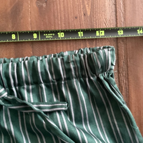 Pottery Barn Teen Harry Potter Slytherin Pajamas Small Green Stripe NWOT - Picture 15 of 16